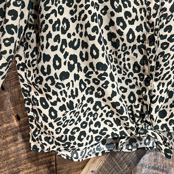 Anthropologie Sanctuary Drop Shoulder Animal cheetah Front Tie S/S Top - Picture 4 of 6